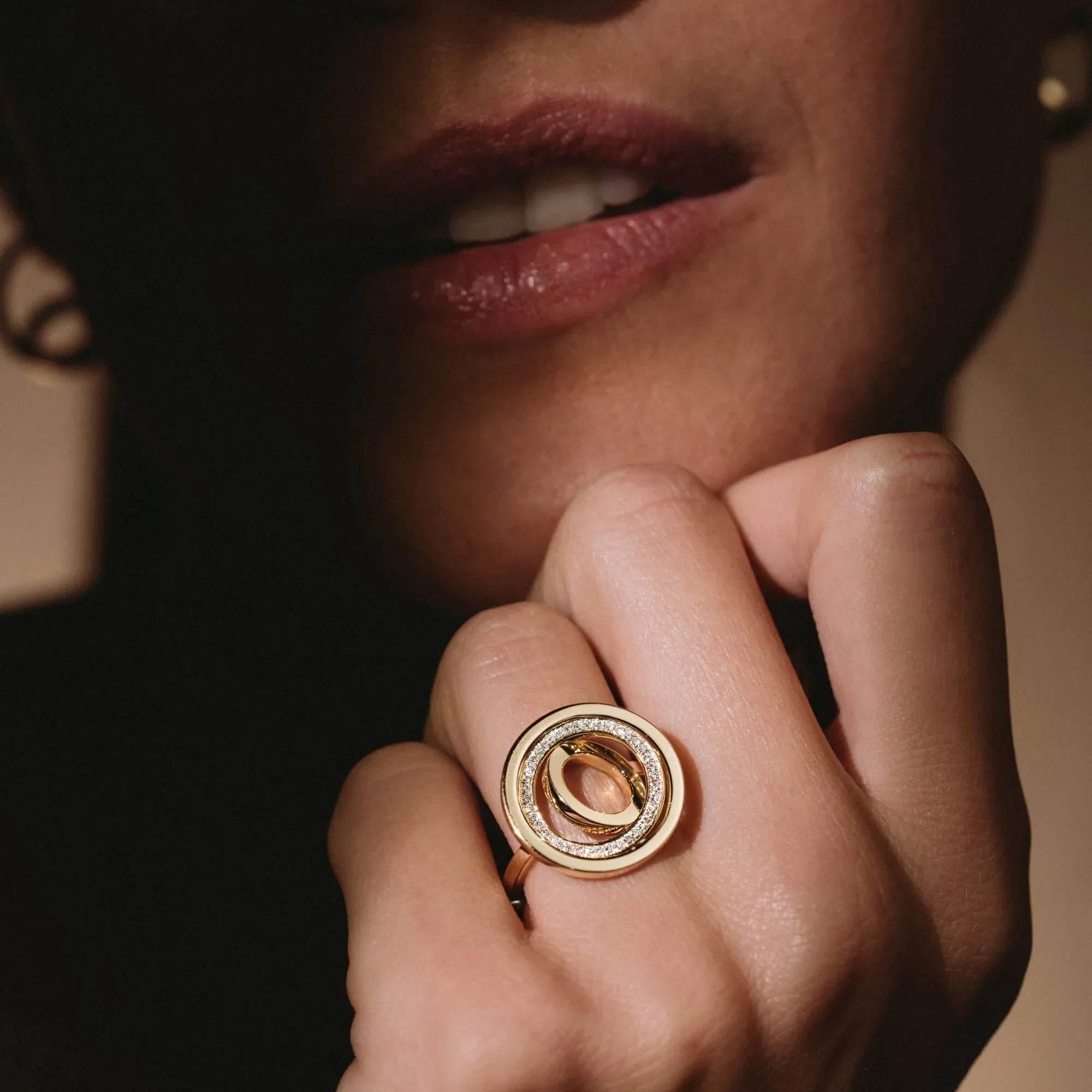 Anillo Lepage Alba en oro amarillo y diamantes