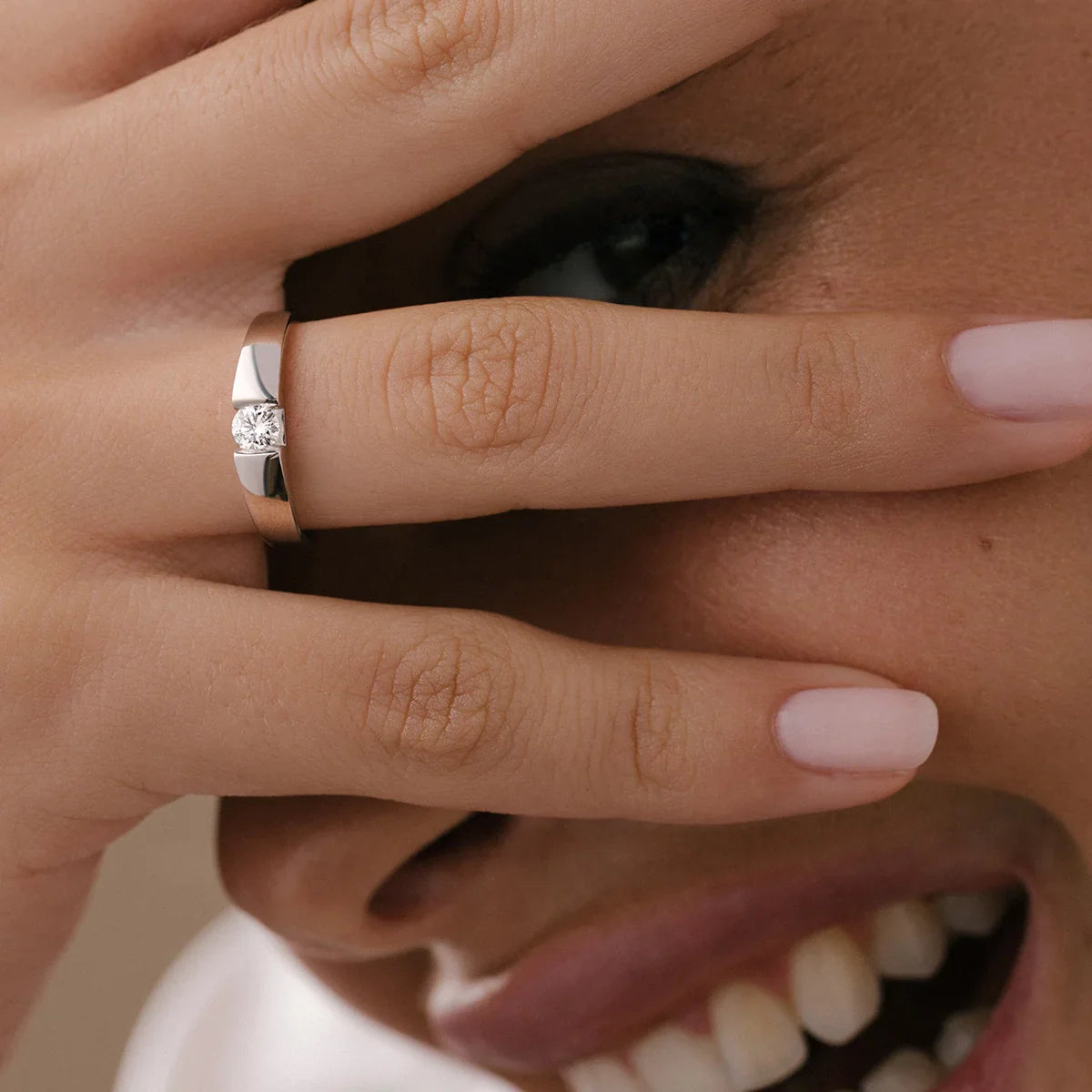 Solitario Lepage Audacieuse en oro blanco y diamantes